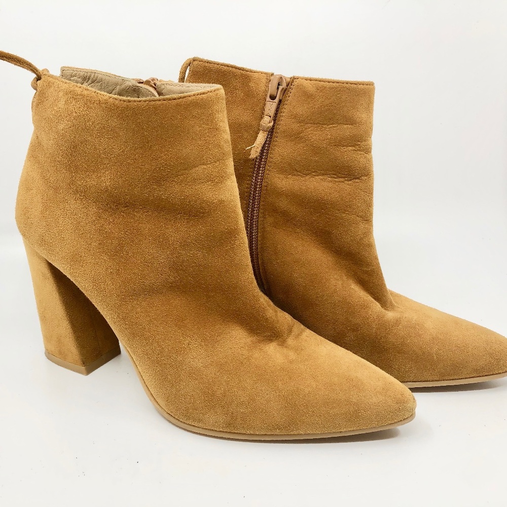 Stuart Weitzman Bootie